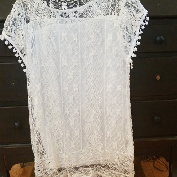 White mini - Picture 2 of 2